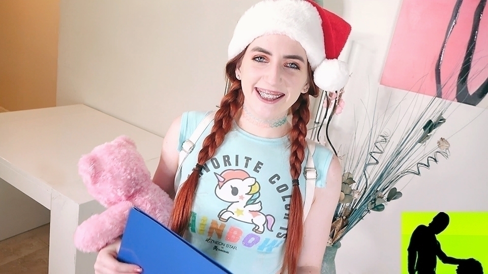 Aria Carson Gives It Up For A Good Cause In Special Holiday Themed Dickdrainers Release